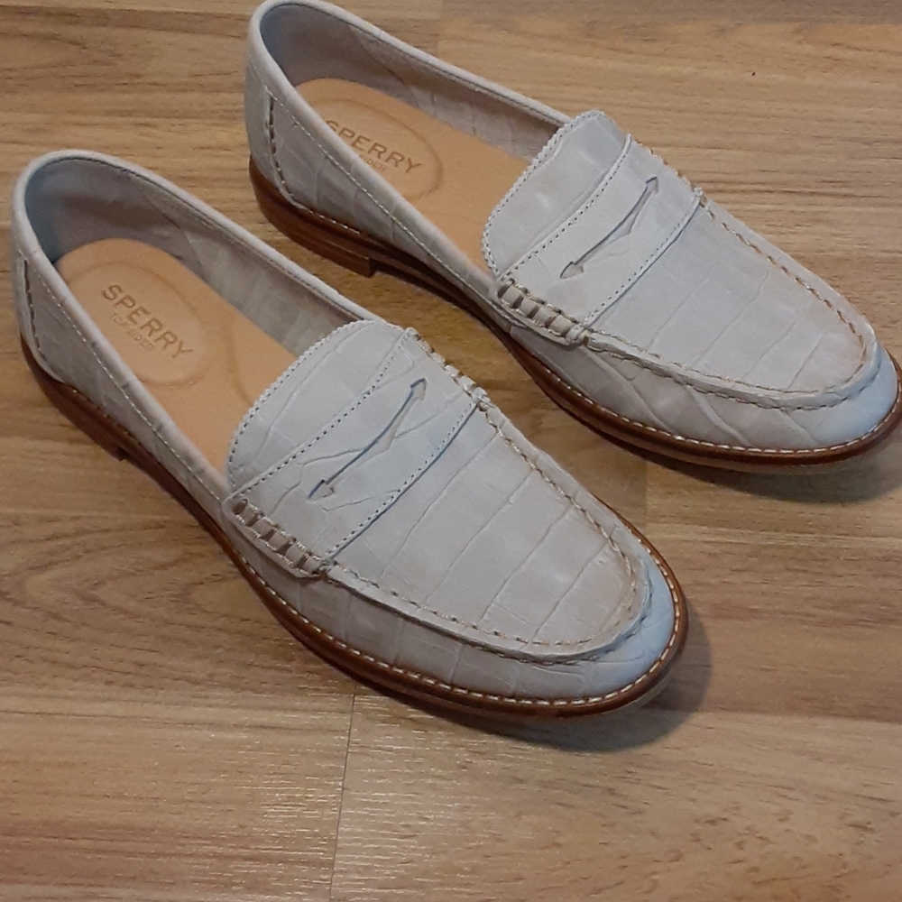 Grey Sperry Top-Sider Flats